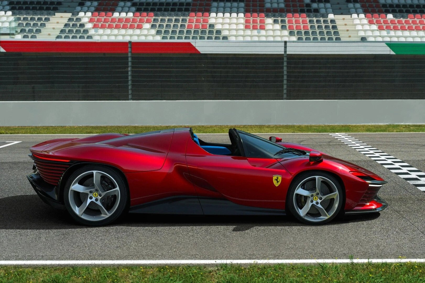 Ferrari Daytona SP3. Ảnh: Carscoops.