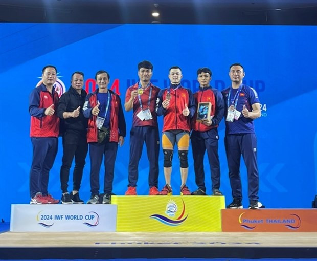 Vietnamese weightlifter wins International Weightlifting Federation World Cup hinh anh 1
