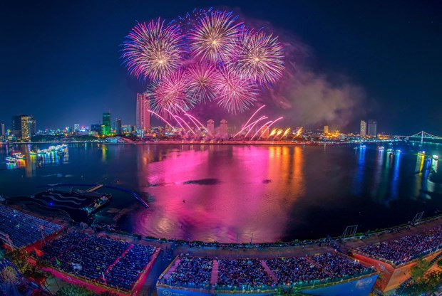 Int’l fireworks festival to bring back “sensory feast” to Da Nang hinh anh 1