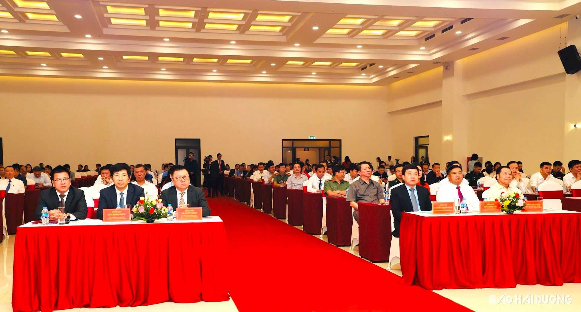 Các đại biểu dự lễ kỷ niệm 60 năm thành lập Báo Hà Giang