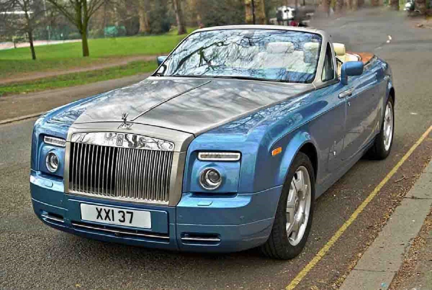 Rolls-Royce là thương hiệu xe hạng sang đến từ Anh quốc nổi tiếng với những chiếc xe sang trọng và cực kỳ tiện nghi. (Ảnh minh hoạ: Thế giới xe).