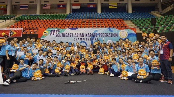 Vietnamese Karate athletes top regional championships hinh anh 1