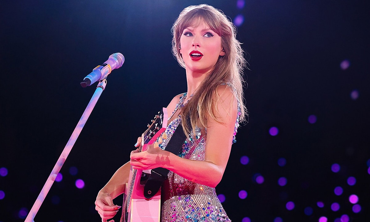 Taylor Swift dominates the music charts