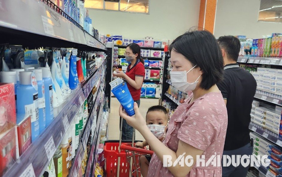 Lượng khách tới mua sắm tại các siêu thị tăng từ 10-30%