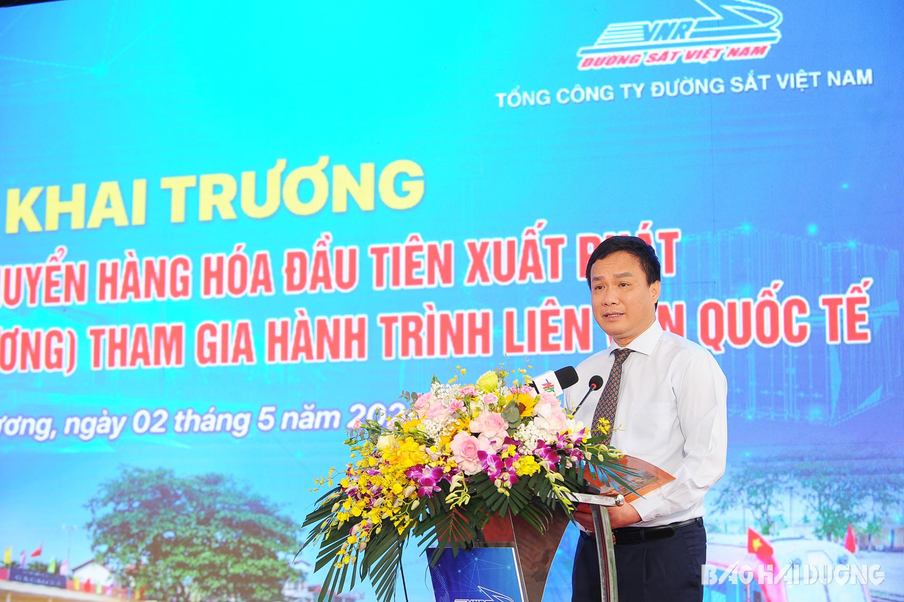 Đồng chí Triệu Thế Hùng, Phó Bí thư Tỉnh ủy, Chủ tịch UBND tỉnh phát biểu tại lễ khai trương