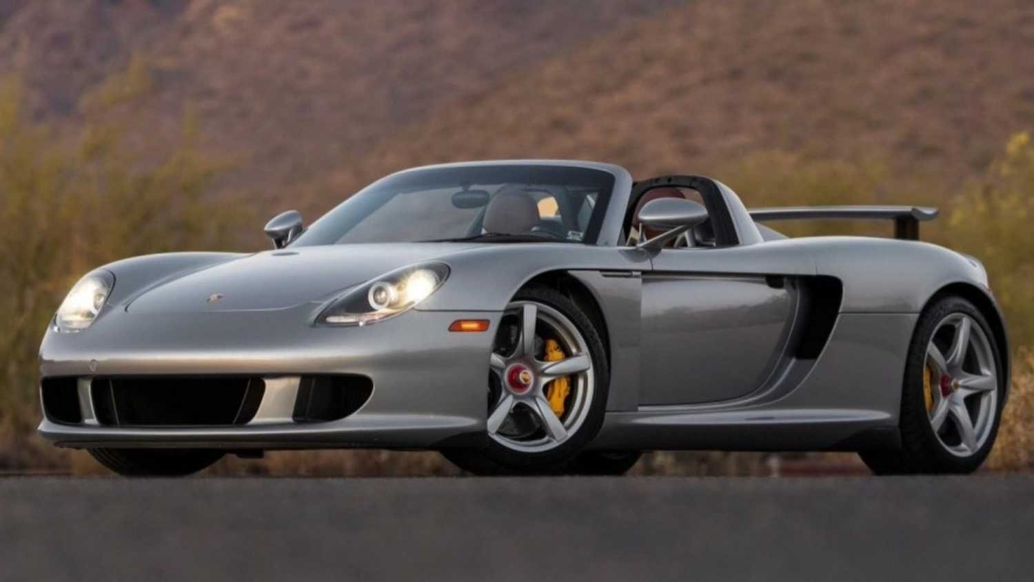 12004 porsche carrera gt.jpeg