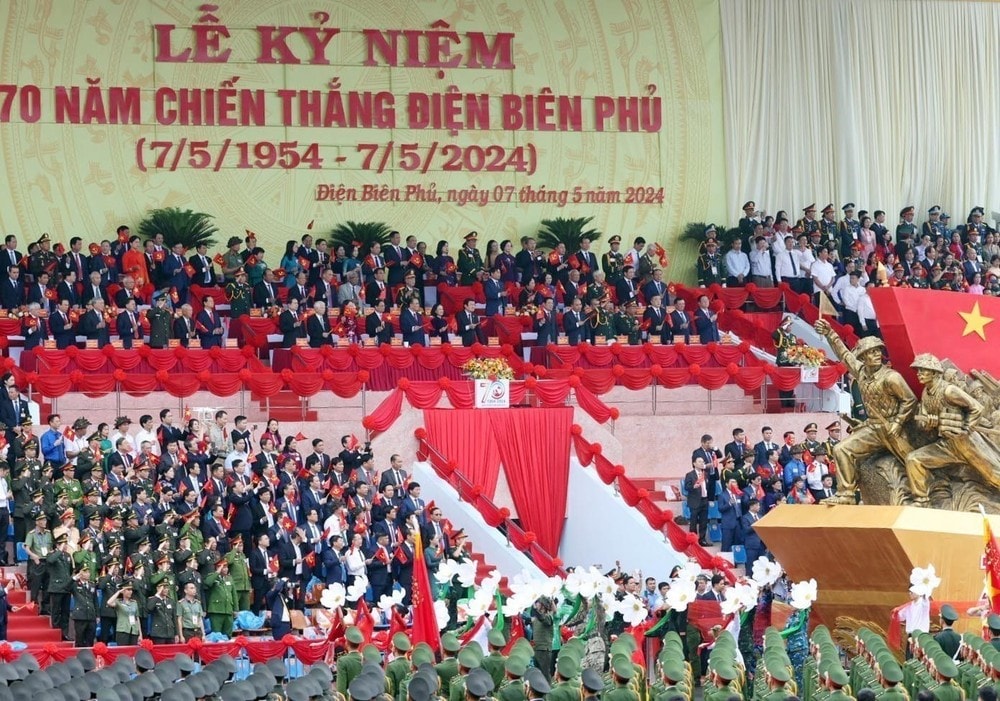 Grand ceremony marks 70th anniversary of Dien Bien Phu Victory 1.jpg