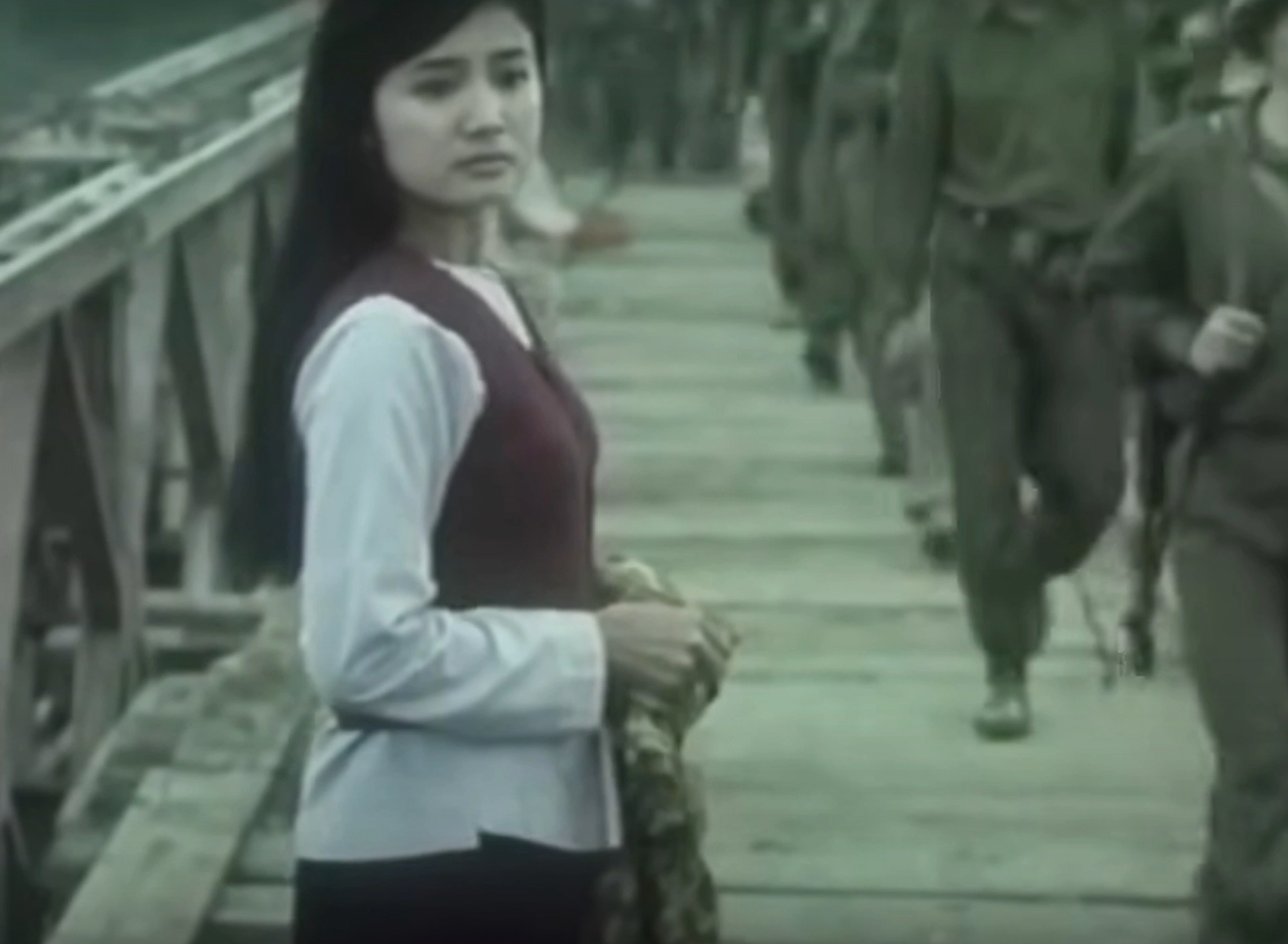 Sau 30 năm, NSND Thu Hà kể cảnh kết ấn tượng trong phim kỷ niệm Chiến thắng Điện Biên Phủ- Ảnh 1.