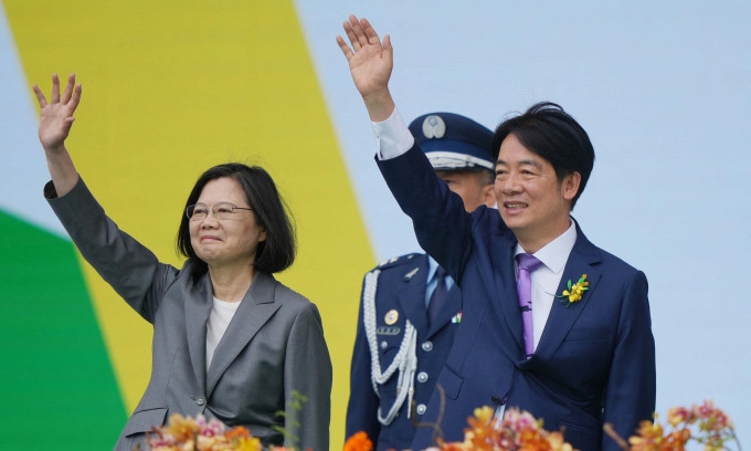 Bà Thái Anh Văn (trái) dự lễ nhậm chức của tân lãnh đạo Đài Loan Lại Thanh Đức tại Đài Bắc ngày 20/5. Ảnh: AFP