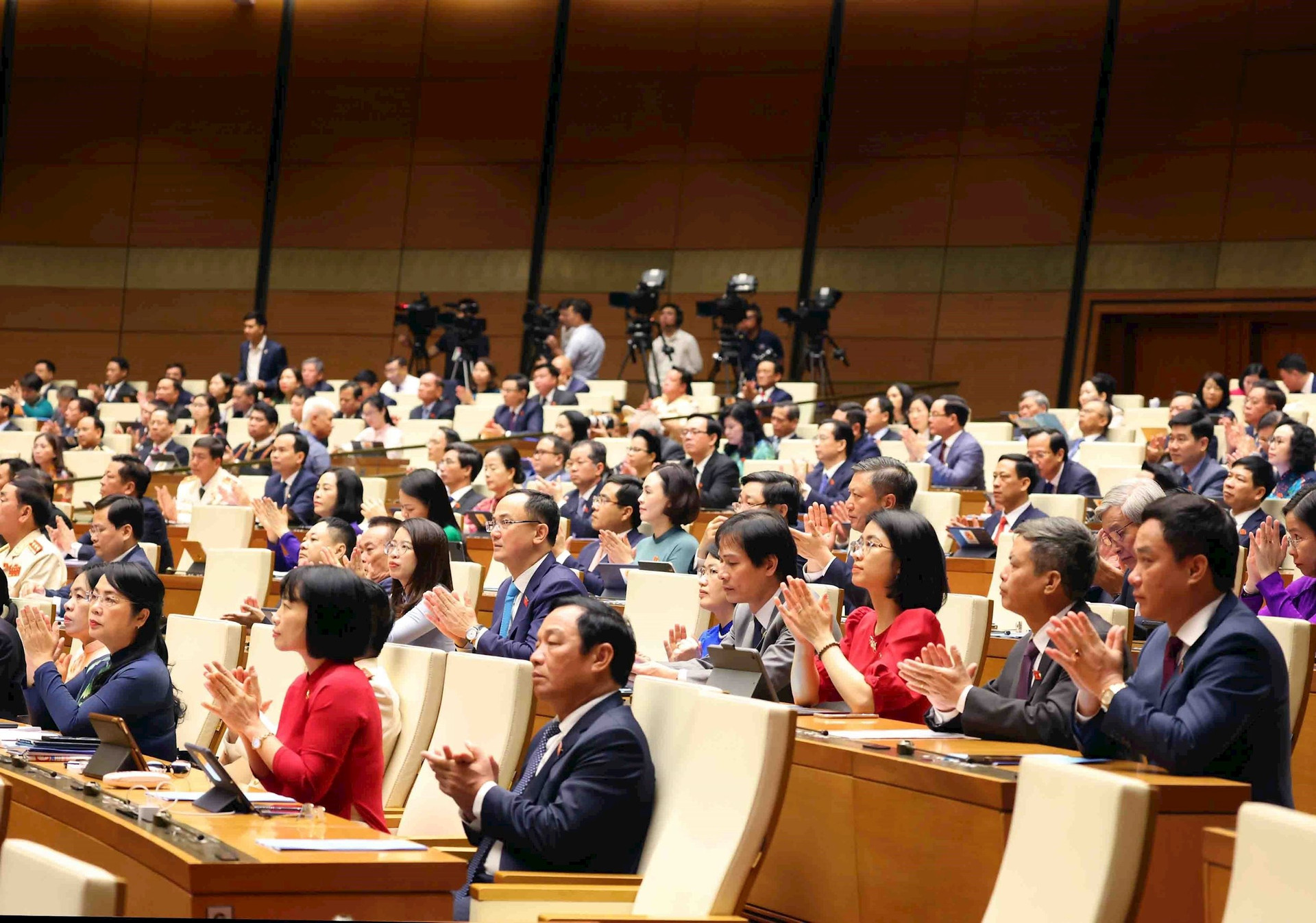 Đoàn Đại biểu Quốc hội tỉnh Hải Dương tham gia kỳ họp