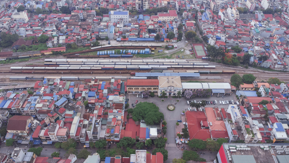 Tua du lịch đường sắt kết nối Ga Hải Phòng và Cảng Hoàng Diệu được Hiệp hội Du lịch TP Hải Phòng thử nghiệm từ giữa tháng 5/2024.