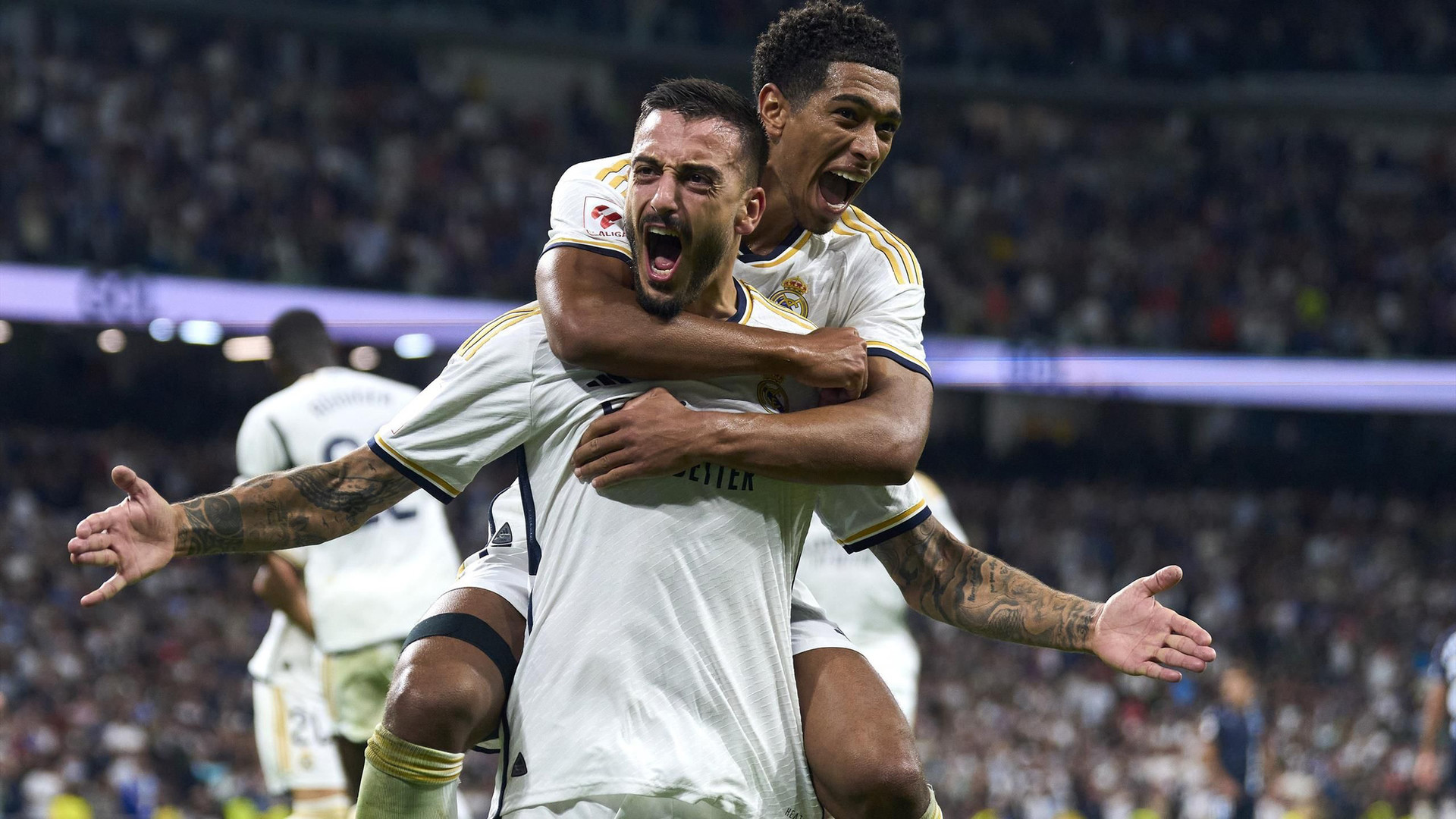Áo đấu của Real Madrid - đội góp mặt ở chung kết Champions League mùa này - được làm giả rất nhiều - Ảnh: Reuters