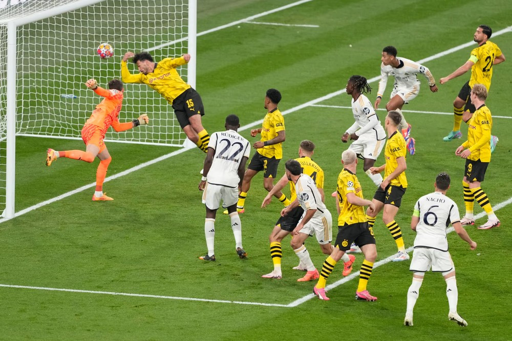 Dortmund-vs-Real-0-2-11.jpg