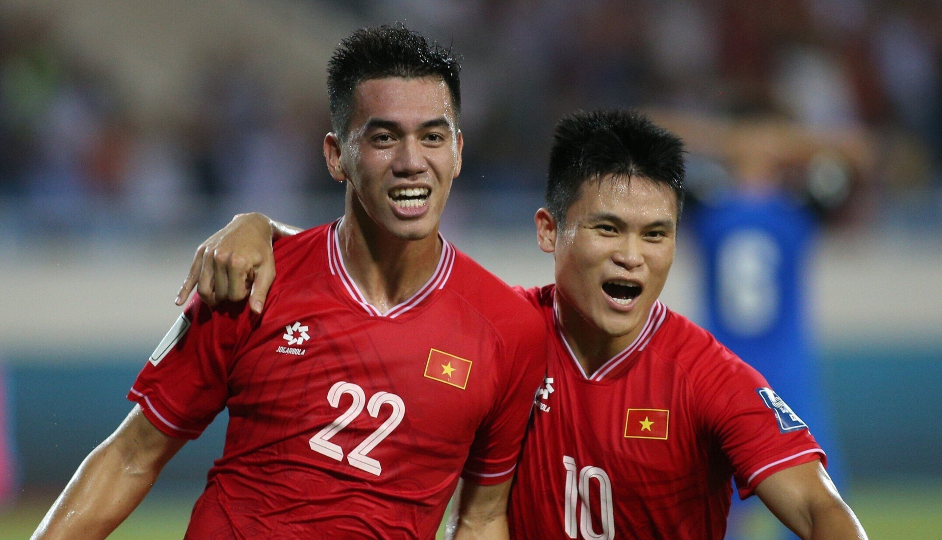 Nguyễn Tiến Linh lập cú đúp giúp Việt Nam thắng 3-2 trước Philippines