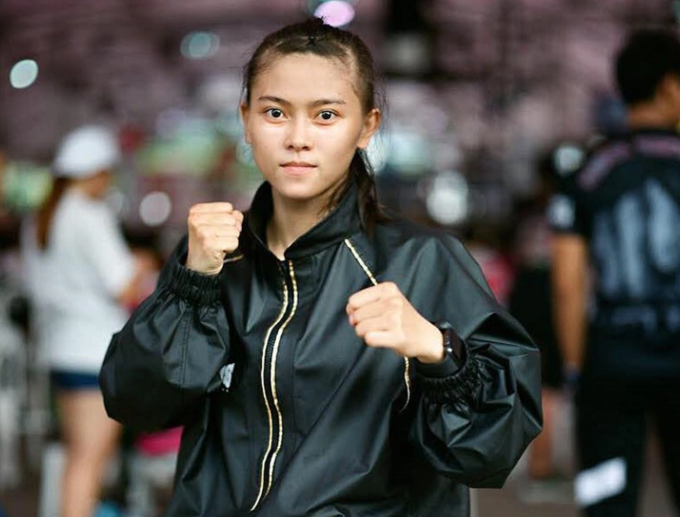 Nữ võ sĩ Huỳnh Hà Hữu Hiếu lần thứ ba vô địch thế giới.