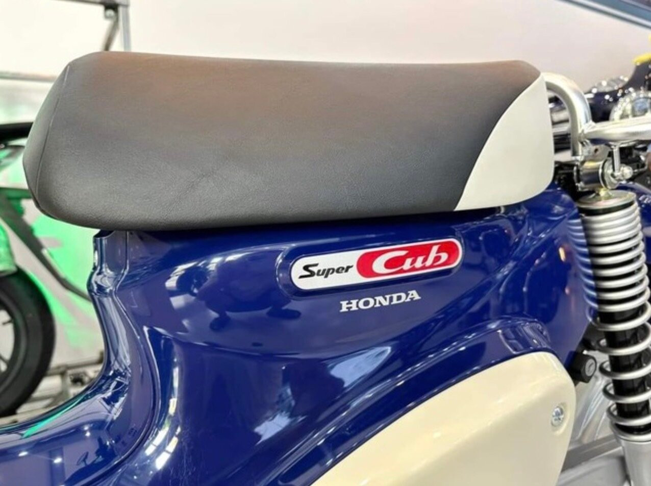 Honda Super Cub Pro đầu tiên về Việt Nam, giá hơn 100 triệu đồng - 4