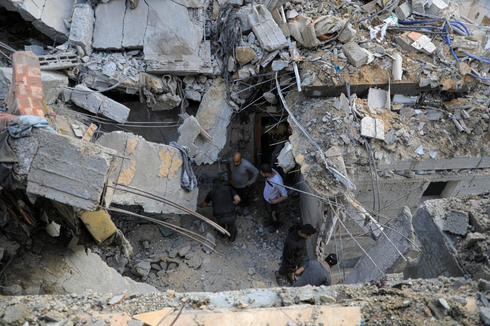 Tòa nhà bị phá hủy sau khi trúng không kích của Israel tại thành phố Rafah, Dải Gaza ngày 7/5/2024. (Ảnh: THX/TTXVN)