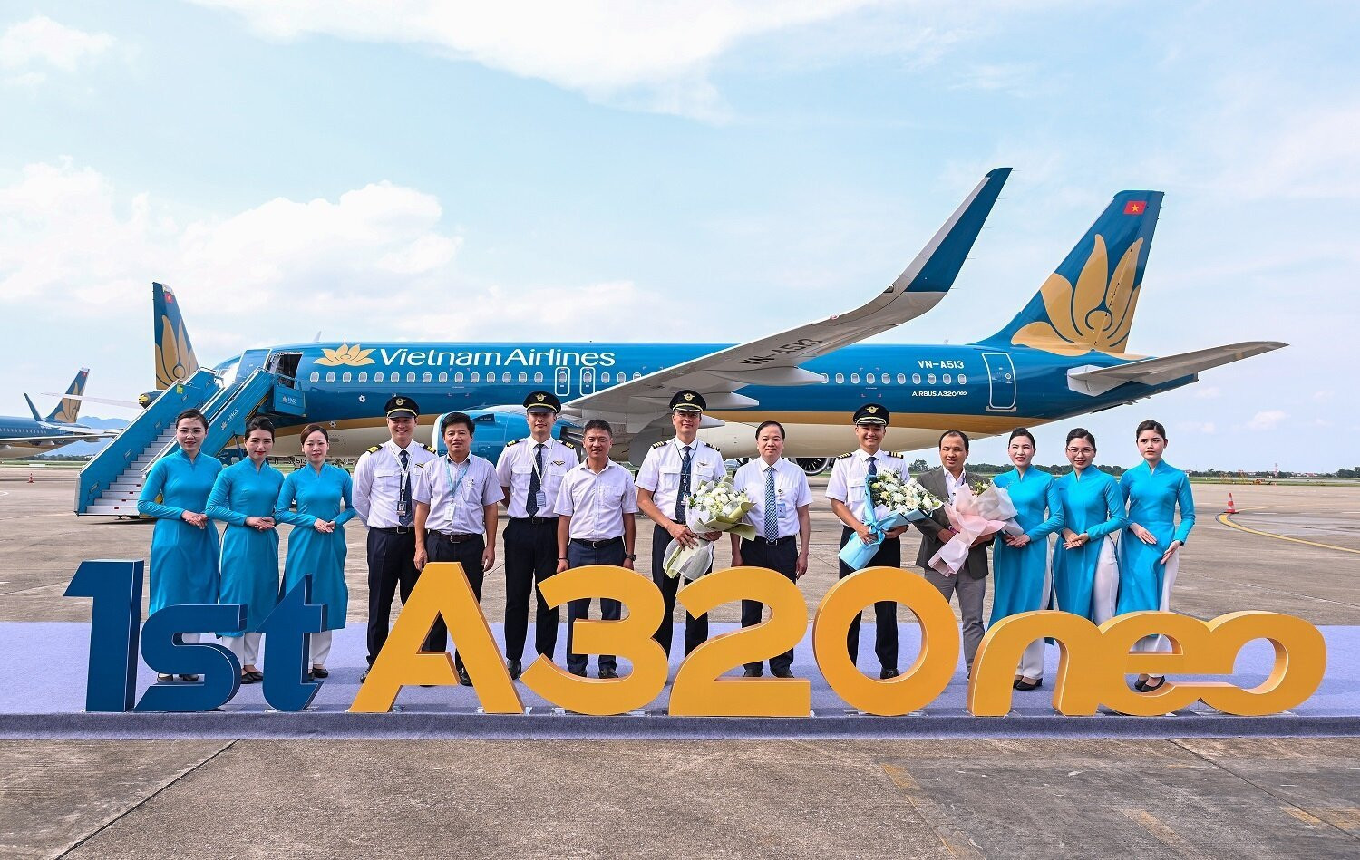 Hãng hàng không quốc gia Việt Nam (Vietnam Airlines) vừa đón nhận “tân binh” Airbus A320neo gia nhập đội máy bay.