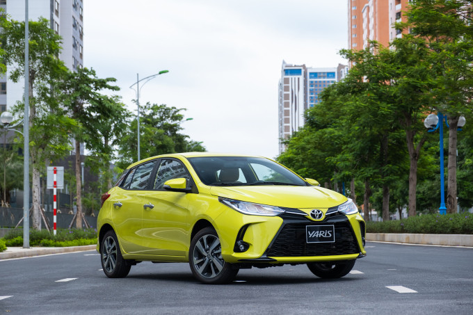 Toyota Yaris lăn bánh ở Hà Nội. Ảnh: TMV