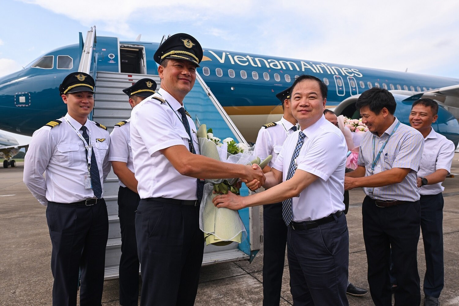 Những chiếc Airbus A320neo gia nhập đội bay của Vietnam Airlines trong năm 2024 sẽ góp phần cung cấp gần 40.000 chỗ trong dịp cao điểm hè và gần 300.000 ghế trong nửa cuối năm.