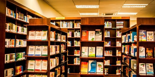 TÀI LIỆU TUYÊN TRUYỀN BIỂN ĐẢO VỚI HÌNH ẢNH BẢN ĐỒ VÀ LÁ CỜ VIỆT NAM