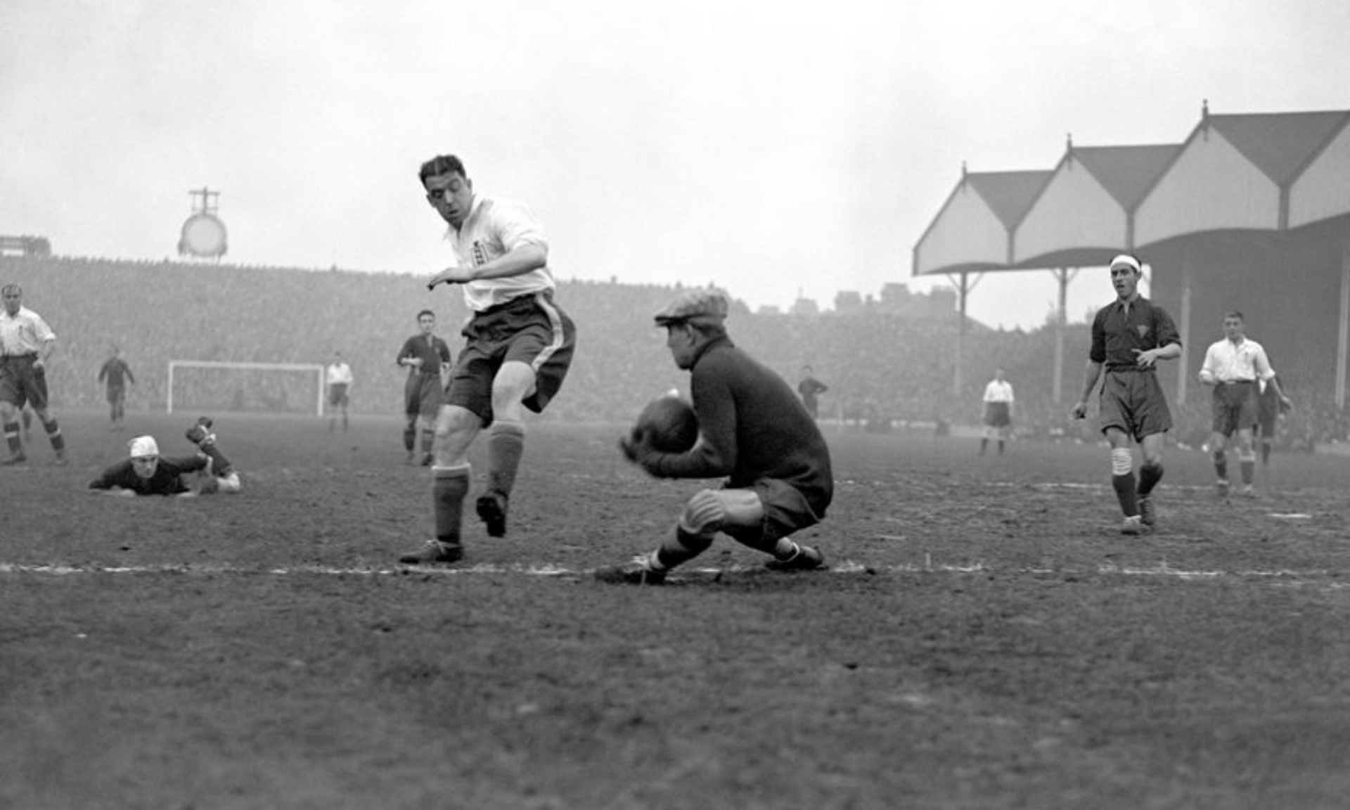 Năm 1931, Anh đánh bại Tây Ban Nha 7-1 trong trận đấu giao hữu.