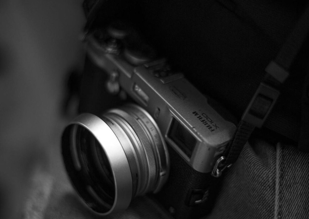 Một chiếc máy ảnh của Fujifilm. (Nguồn: Pexels)