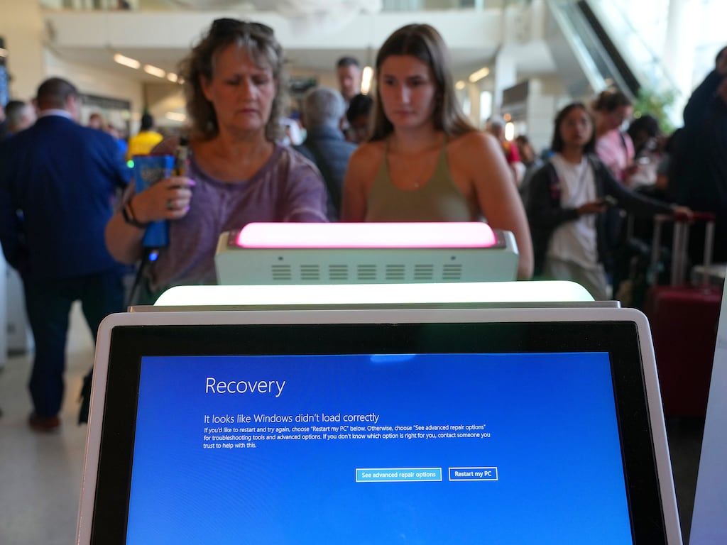 Quầy check-in của một sân bay 