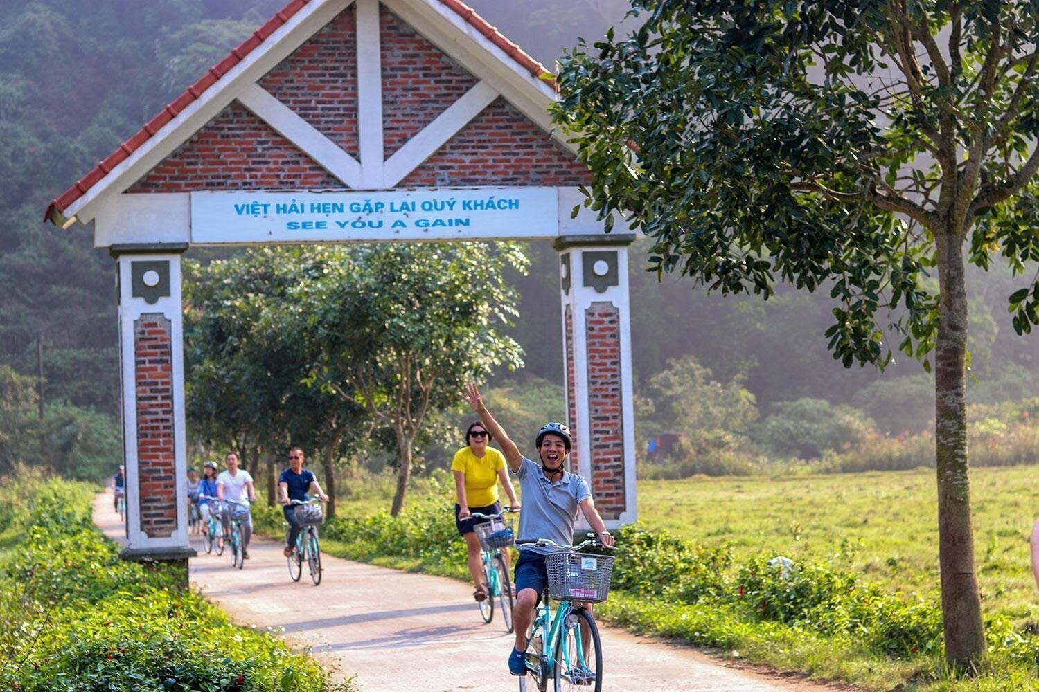 Làng cổ Việt Hải là một nơi chữa lành, xả stress cho tất cả du khách khi đến đây - Ảnh: Nguyen Anh.