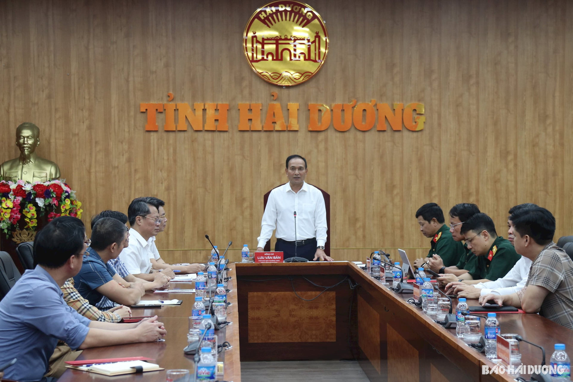 Đồng chí Phó Chủ tịch Thường trực UBND tỉnh Hải Dương Lưu Văn Bản phát biểu kết luận hội thảo