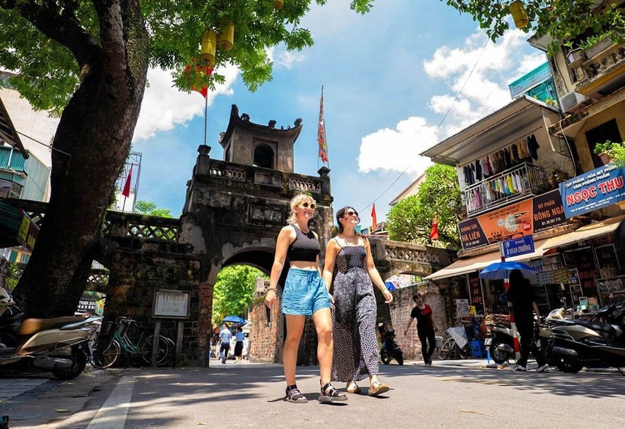 Hanoi walking tour 1.jpg