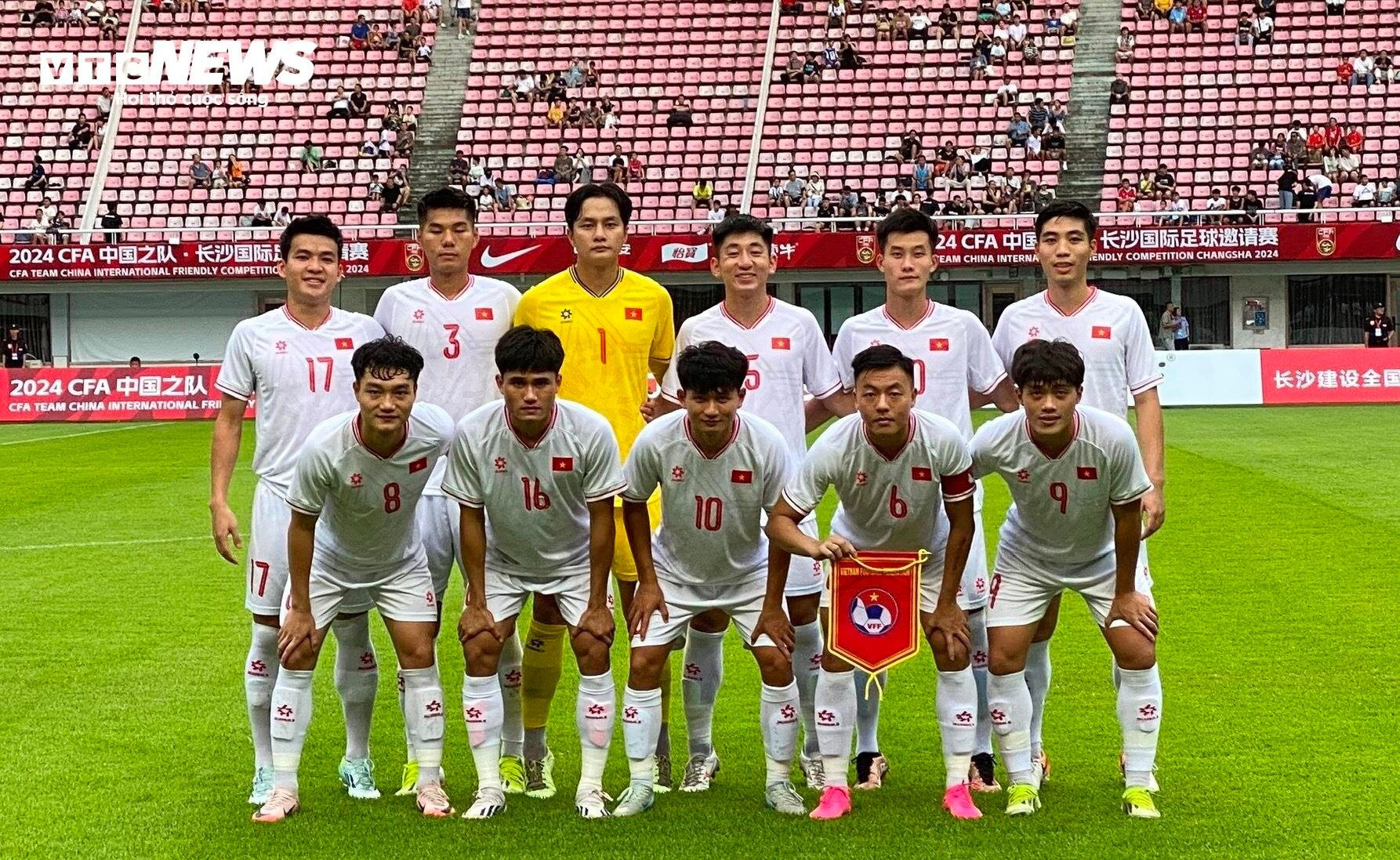 U22 Việt Nam thua U22 Uzbekistan.