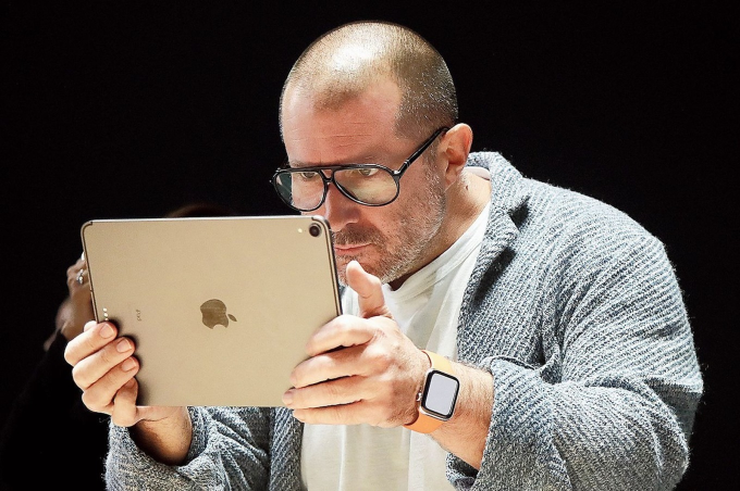 Jony Ive trong một sự kiện của Apple tháng 6/2019. Ảnh: Macrumors