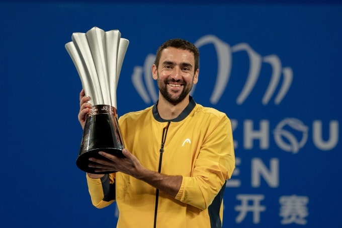 Cilic nâng cao danh hiệu ATP 250 ở Hàng Châu, Trung Quốc hôm 24/9. Ảnh: Reuters