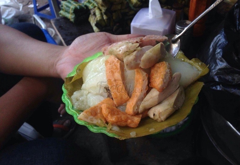 Bánh giò Nguyễn Công Trứ vừa ăn, thích hợp làm thức quà chiều. (Ảnh: Foody)