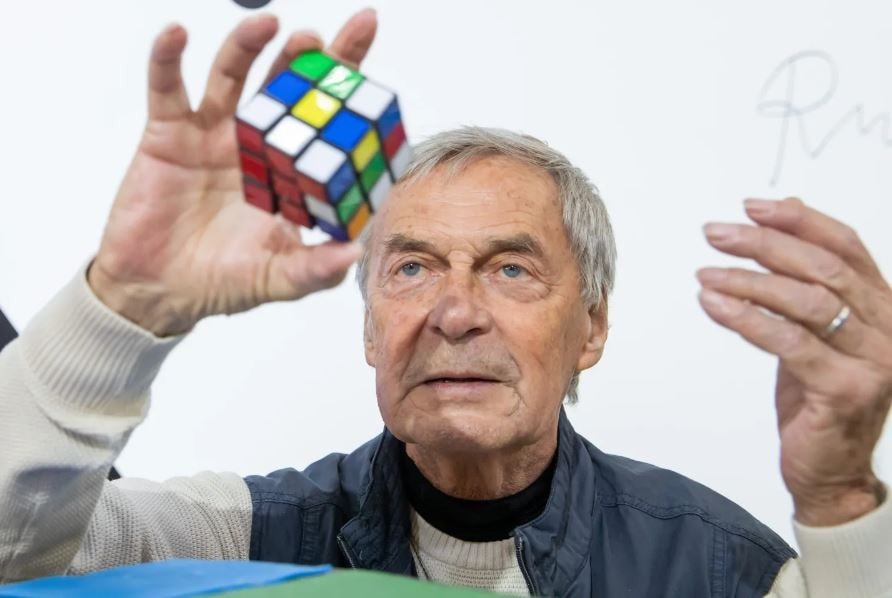 Rubik.JPG