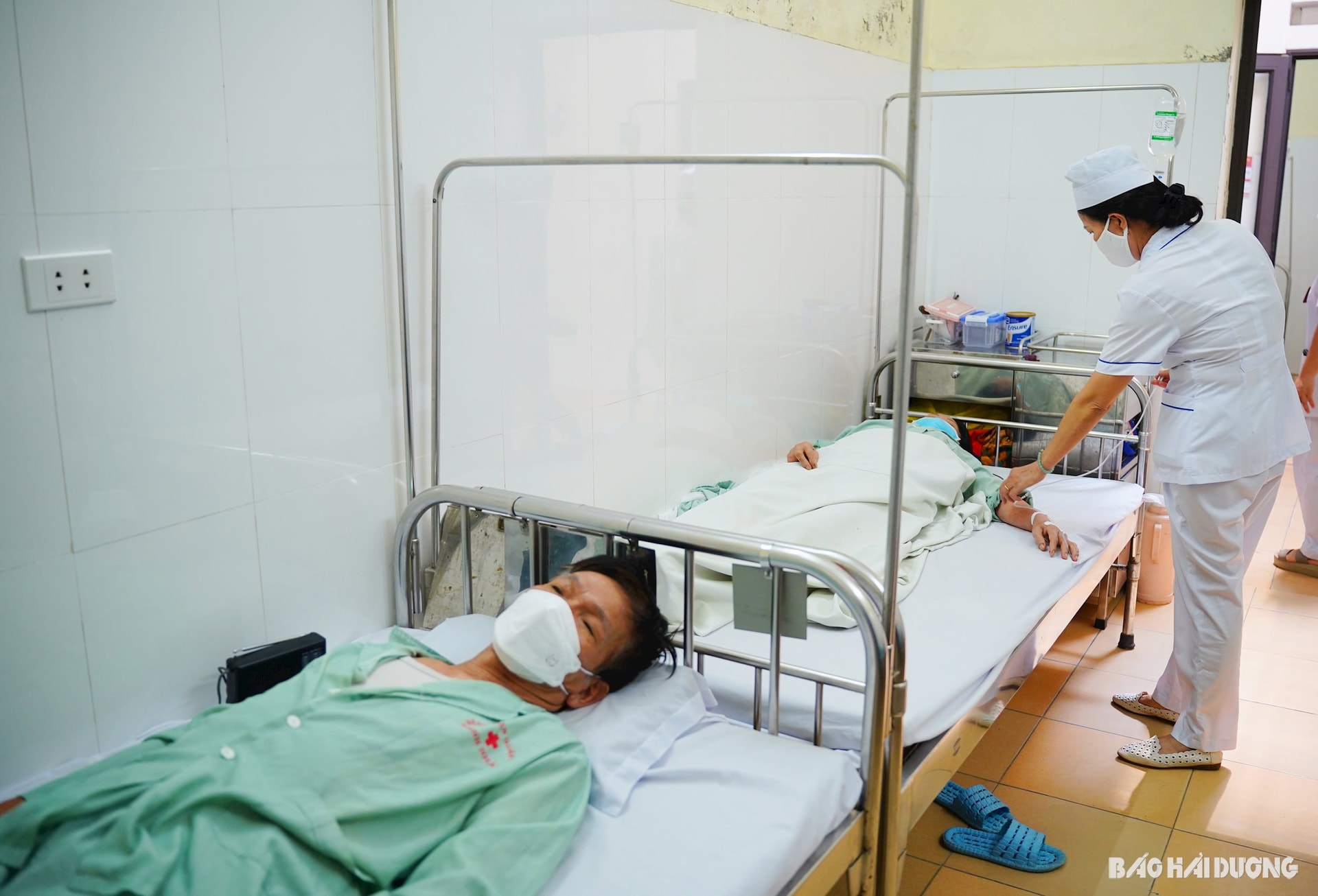 Bệnh nhân mắc sốt xuất huyết điều trị tại Bệnh viện Quân Y 7