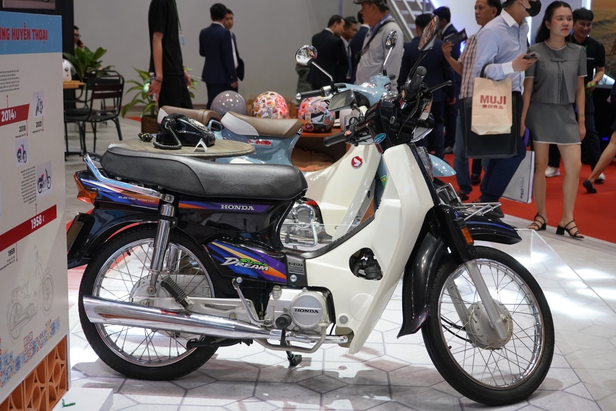 honda-dream-1.jpg