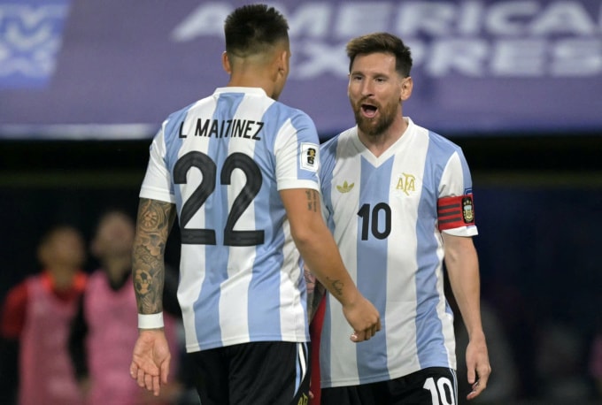 messi-lautaro.jpg