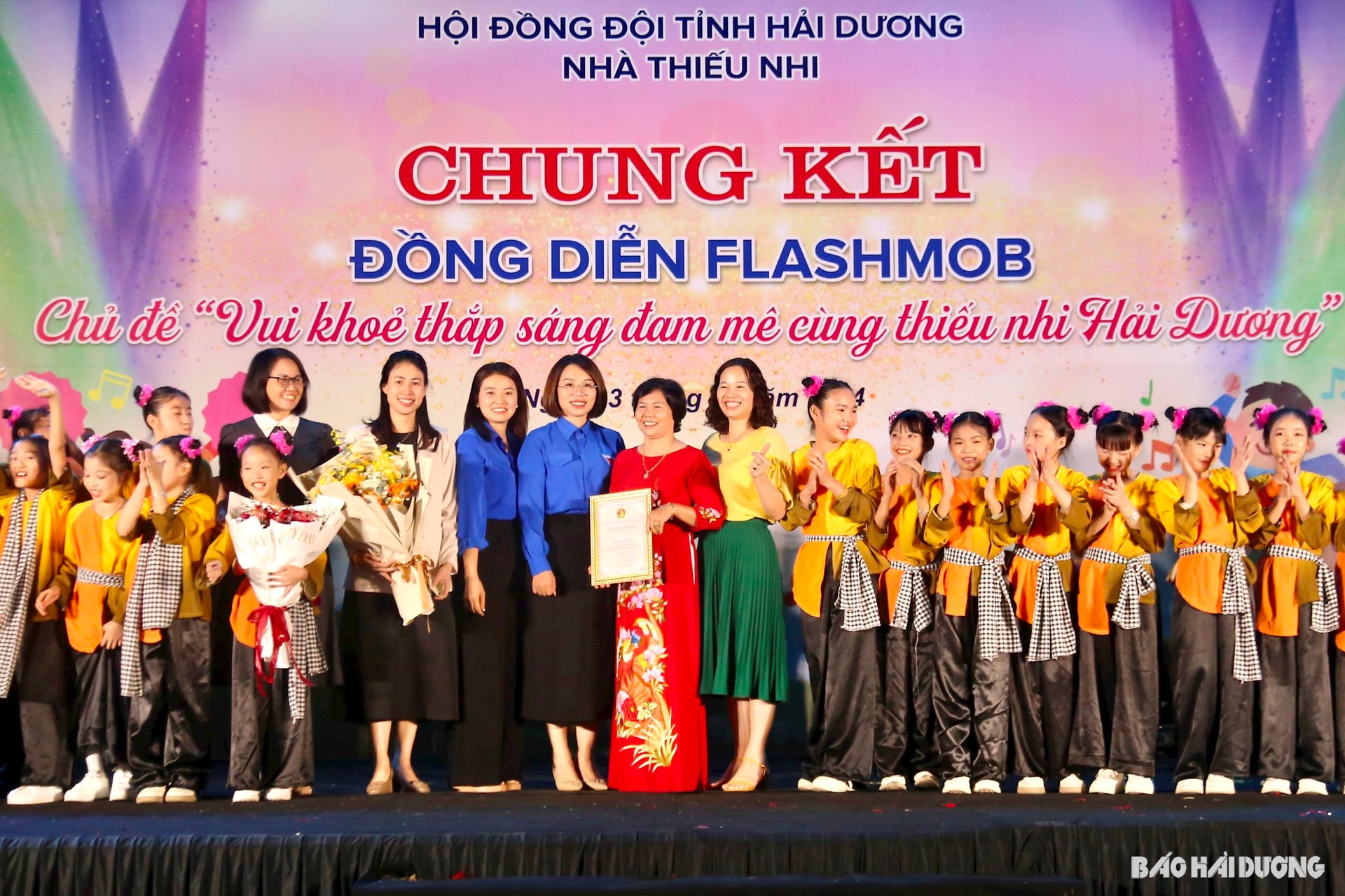 giai-nhat-flashmob.jpg