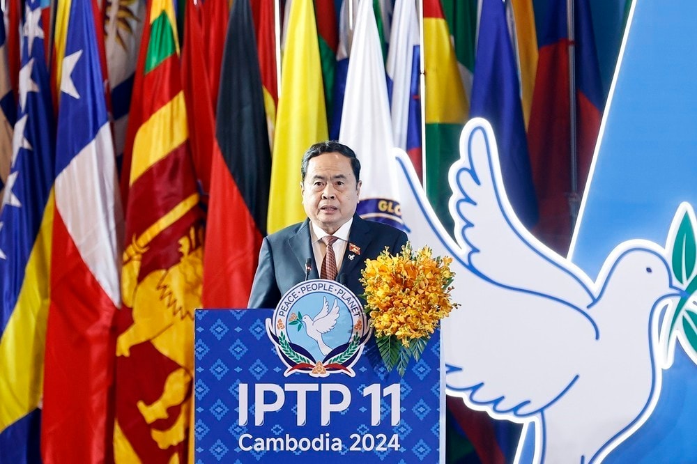 NA Chairman Tran Thanh Man at the 11th Plenary Session of the International Parliament for Tolerance and Peace in Phnom Penh, Cambodia (Photo: VNA)