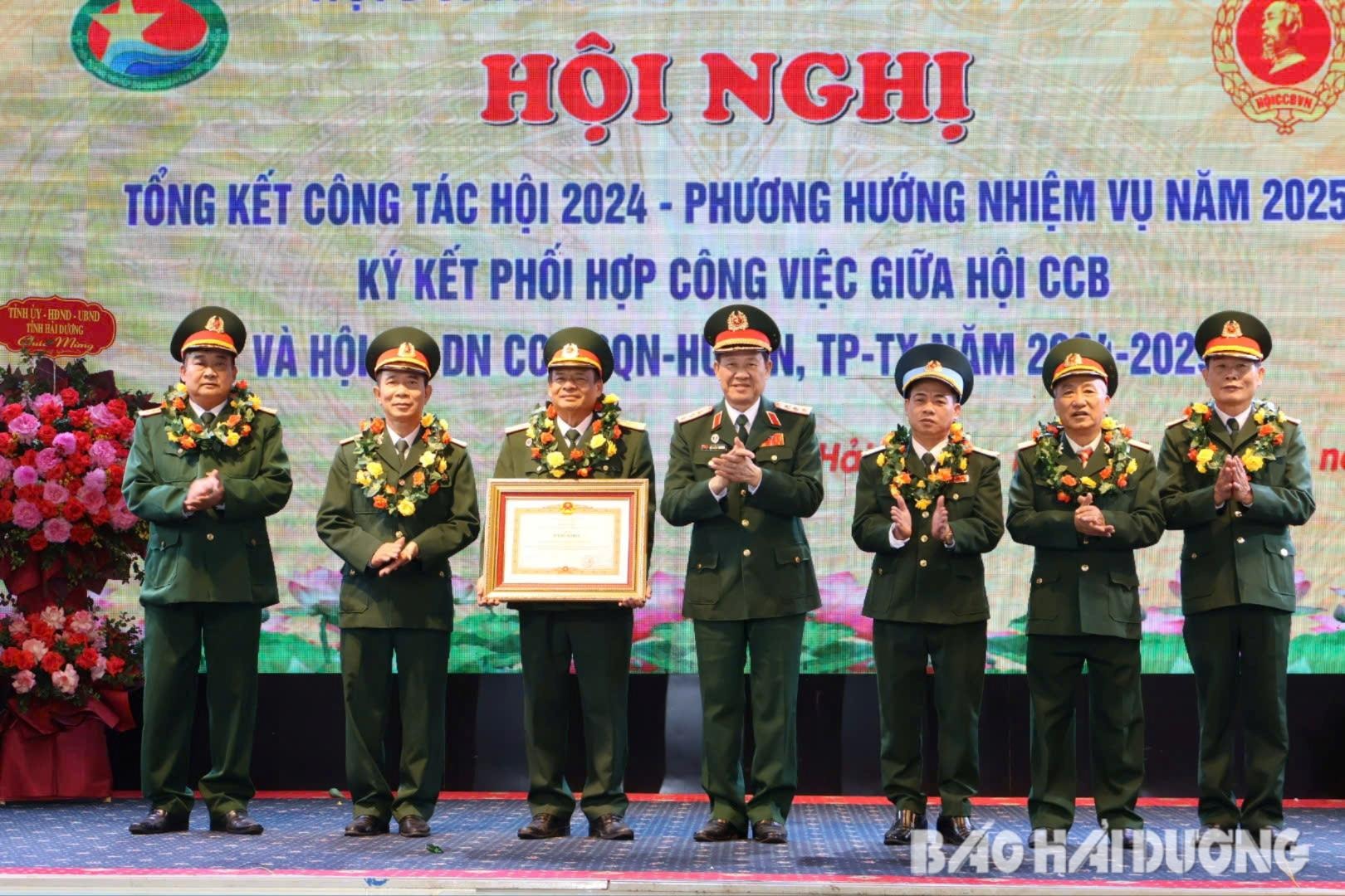 hoi-doanh-nhan-cuu-chien-binh-hai-duong-nhan-bang-khen-cua-thu-tuong-chinh-phu-1-1-.jpg