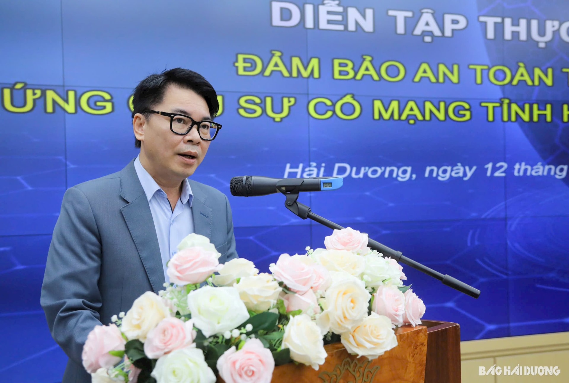 giam-doc-so-thong-tin-hai-duong.jpg