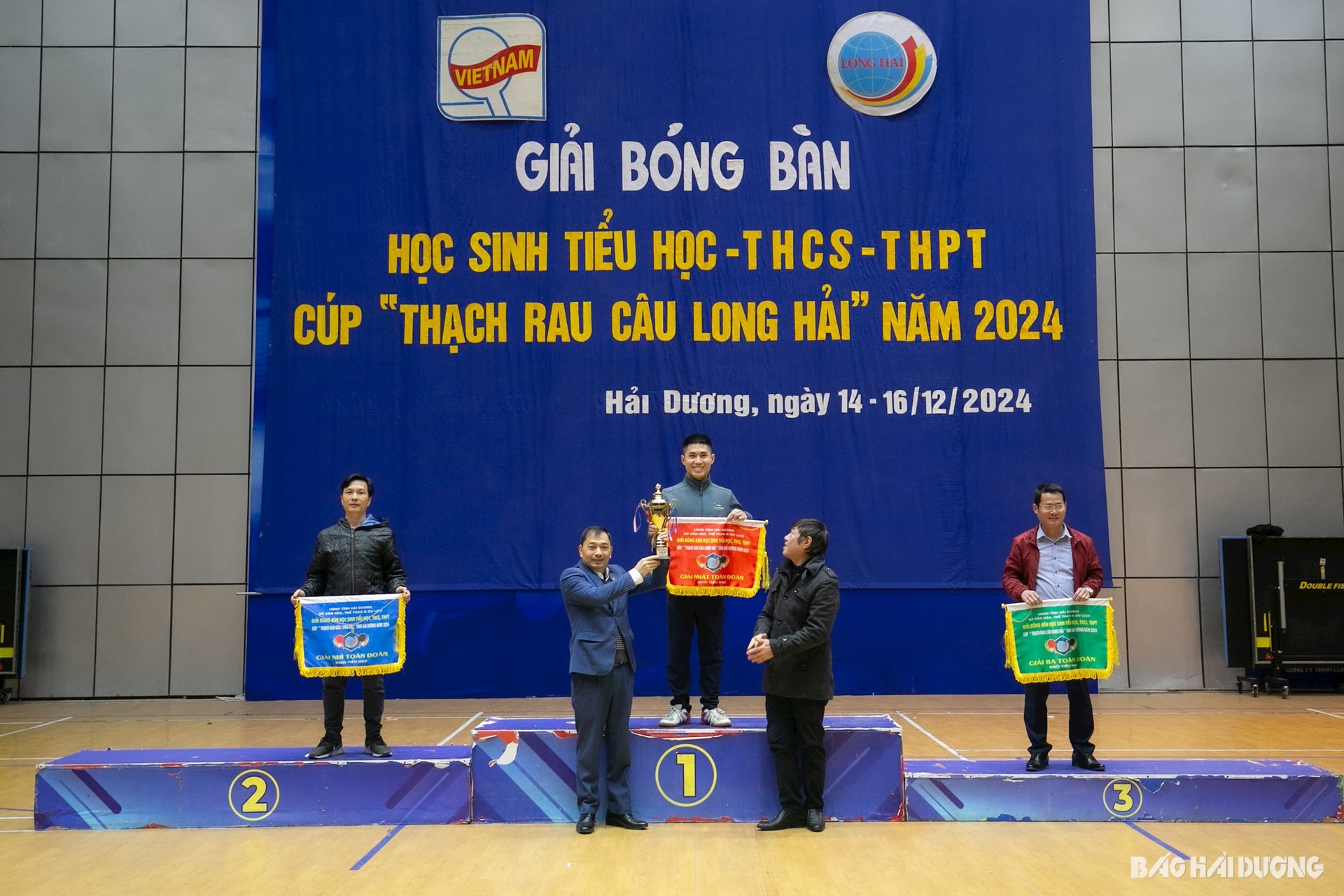 bong-ban-hoc-snh-tieu-hoc.jpg