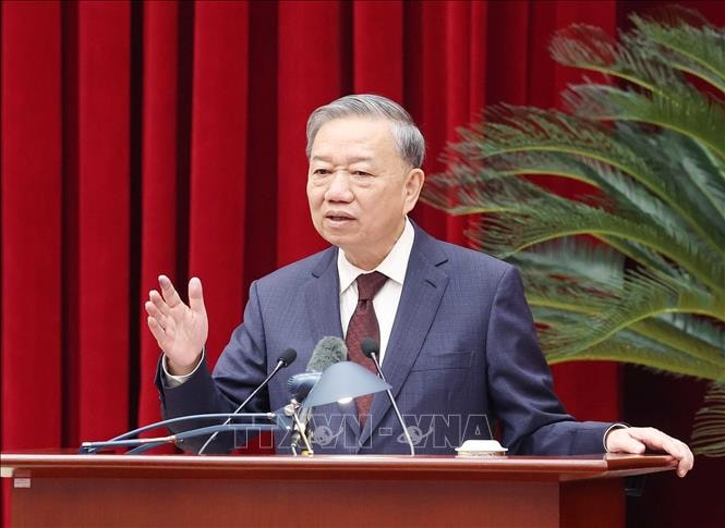 hoi-nghi-tong-bi-thu.jpg