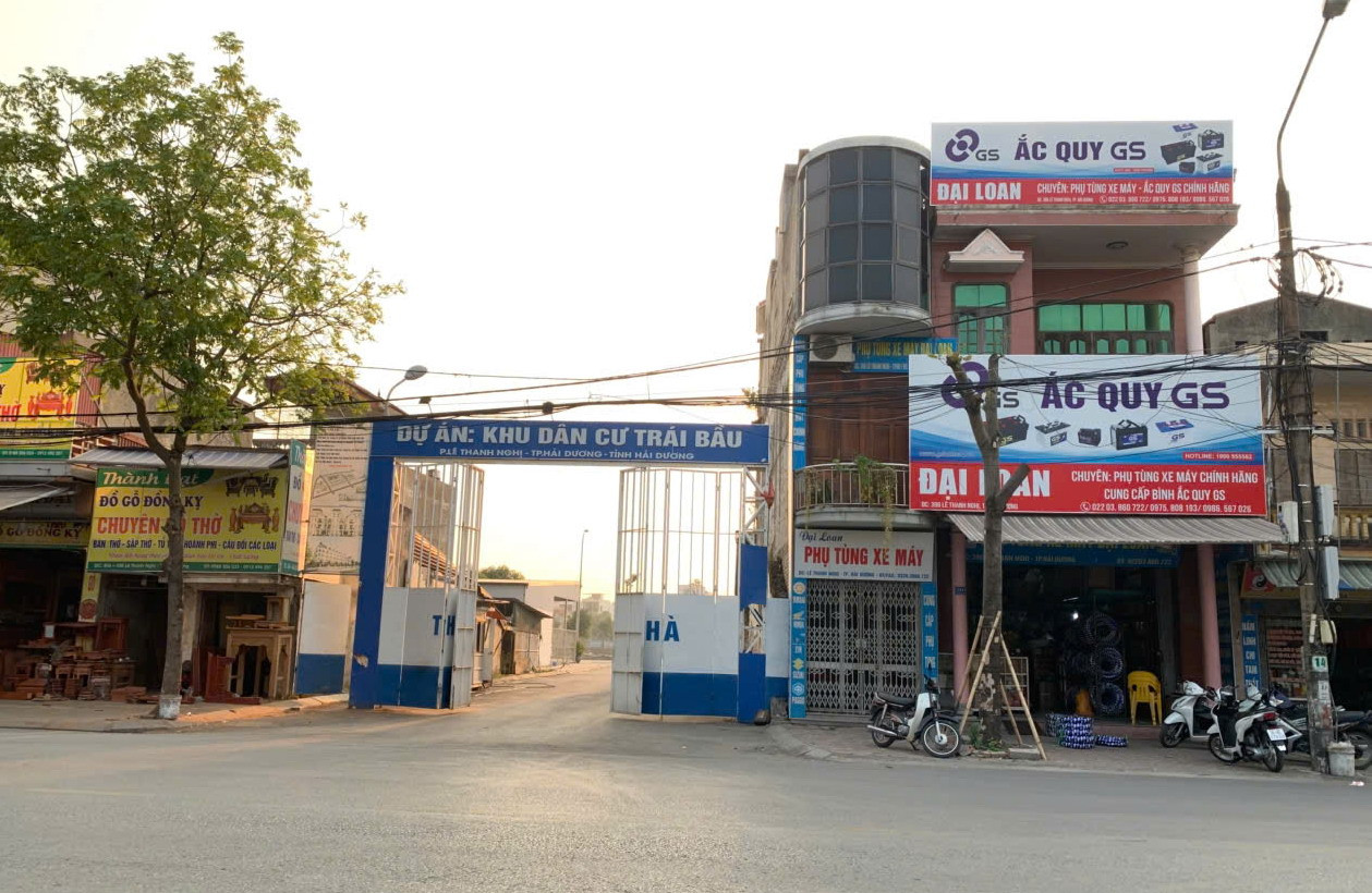 PHỐI CẢNH KHU DÂN CƯ TRÁI BẦU VỚI THIẾT KẾ HIỆN ĐẠI VÀ CÂY XANH BAO QUANH