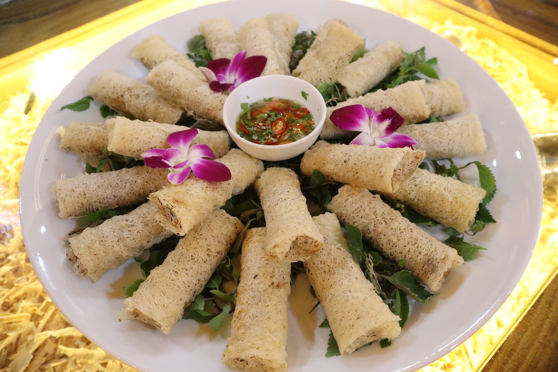 Lạ miệng nem rươi Hải Dương