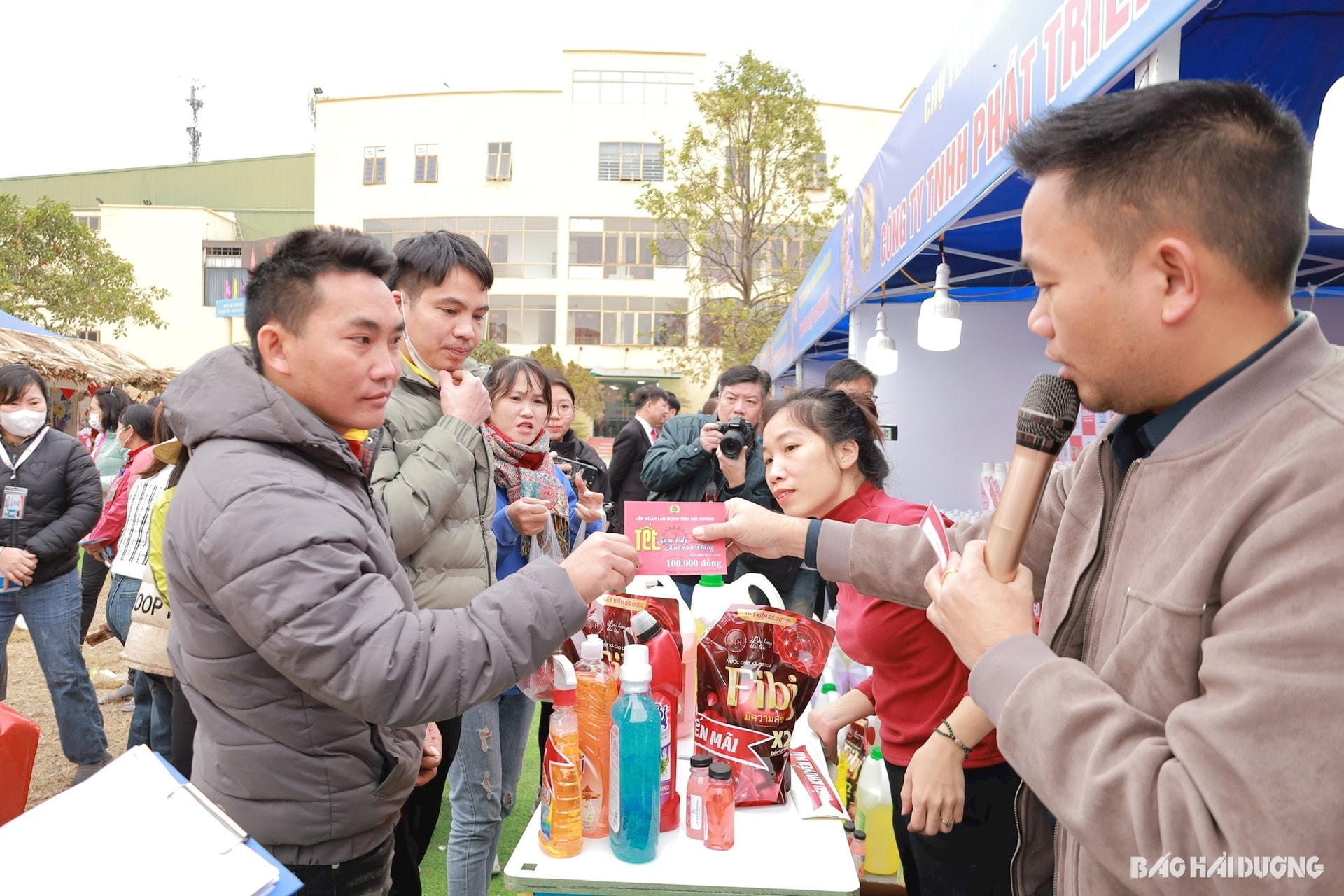 nguoi-lao-dong.jpg