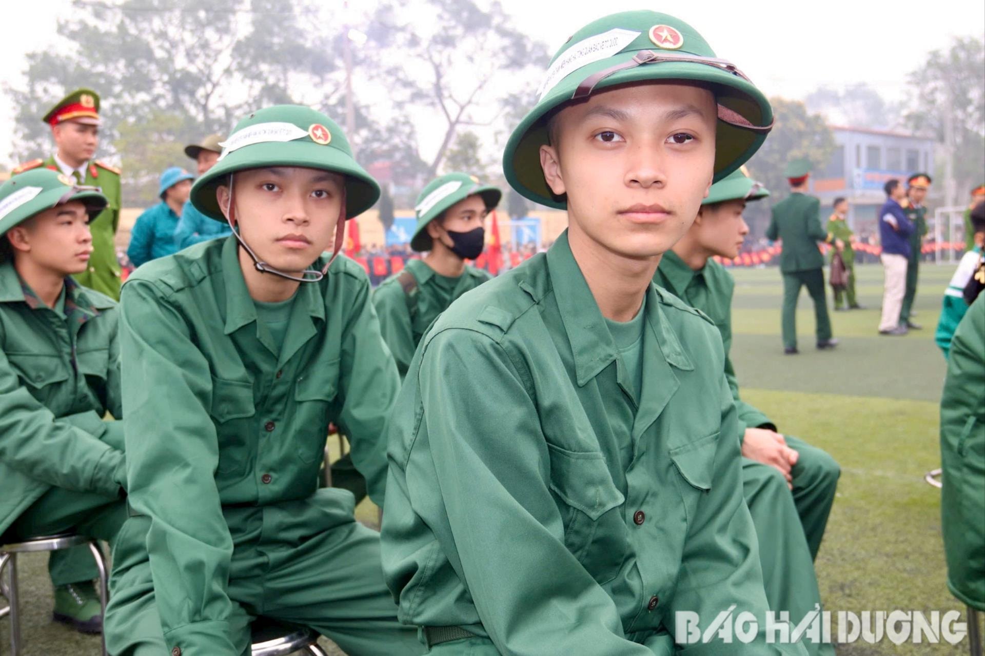 anh-em-sinh-doi(1).jpg