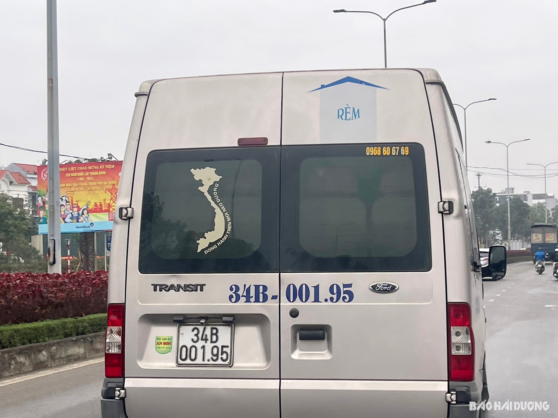 o-to-dan-ban-do-viet-nam.jpg
